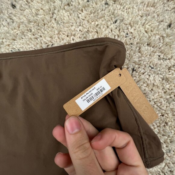 Skims Panties Naked Cheeky Hipster Oxide Stretchy NWT Beige Brown Stretch SZ 2X - Picture 5 of 6